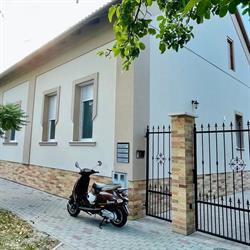 Vörösmarty Apartman Makó