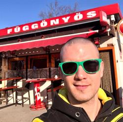 Függönyös