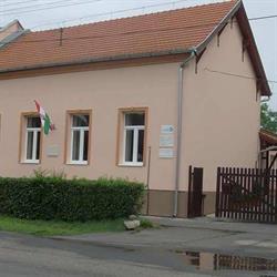 Ladányi Mihály Könyvtár