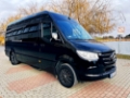 Kisbusz bérlés sofőrrel – 9 személyes kisbusz bérlés az ELITE CLASS-nál!
