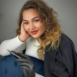 Horváth Cynthia Sminktetoválás