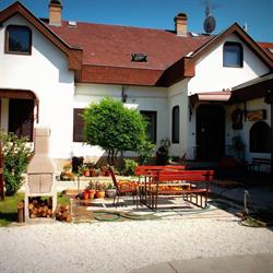 Palota Hostel