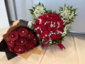Rózsacsokor és egy box