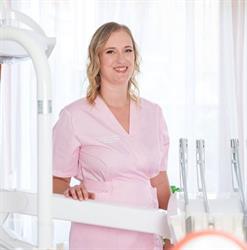 Dr. Szabó Georgina fogorvos, fogszabályozó szakorvos