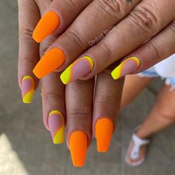 Orchid Nails