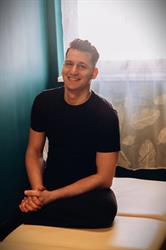 Levi's Massage