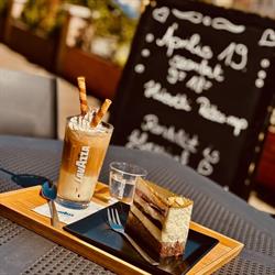 Maroni Cafe  (Cukrászda)