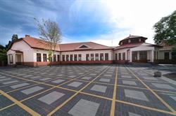 Köles Parképítés