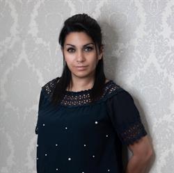 Varga Lia szempilla stylist