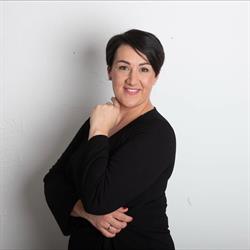 Böröndi Bernadett Professzionális Sminktetoválás Mosonmagyaróvár