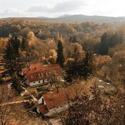 GLASHÜTTE Kisújbánya vadászház