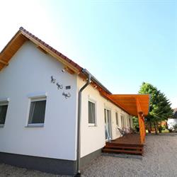 Friends&Family Velencei Apartmanok
