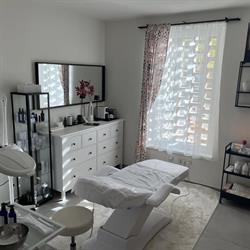 Cosmeticon - Professzionális Kozmetika Szekszárd