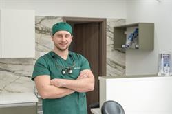 Dr. Mizsei Gergő szájsebész szakorvos
