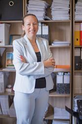 Dr kozák Adrienn Réka ügyvéd
