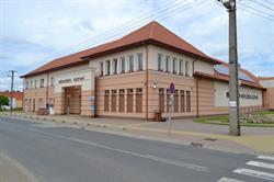 Művelődési központ és könyvtár