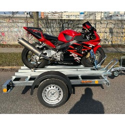 Motorszállító utánfutó bérlés Budapest