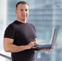 InstantOnline - AI-vezérelt Weboldalkészítés & Online Marketing