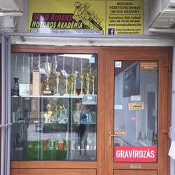 Gravírbolt Gödöllő