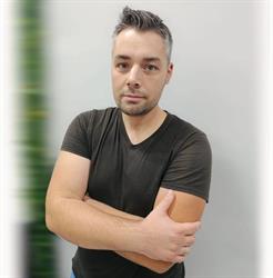 Magyar Ádám Masszőr