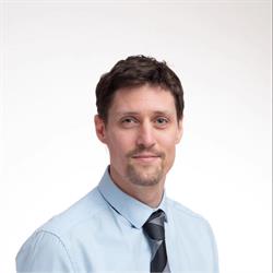 Dr. Tőkés Péter fogorvos (Aurora Dent)