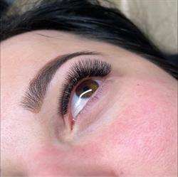 ZOE lashes&brows