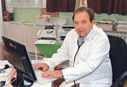 Dr. Árus Tibor