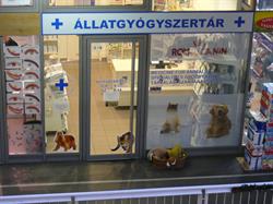 Állatgyógyszertár, Fény utcai piac
