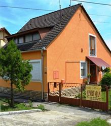 Ili Mama Apartman