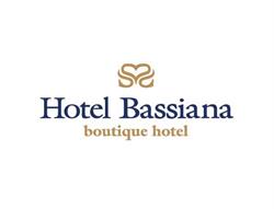 HOTEL-ÉTTEREM-BASSIANA