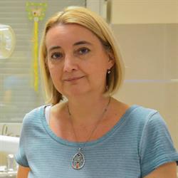 Dr. Husvéti Helga