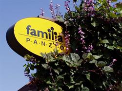 Familia Panzió