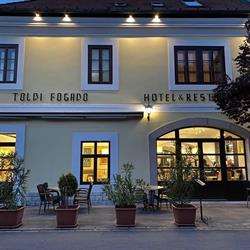 Toldi Fogadó Wellness-Centrum