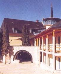 Kenderes Hotel***