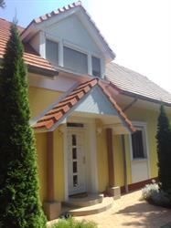 Europa Apartmanház