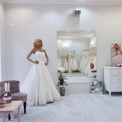 Arabella Lux Esküvői Szalon