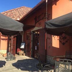 Art Café Pizzéria És Kávézó