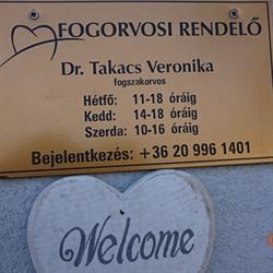 Dr Takács Veronika