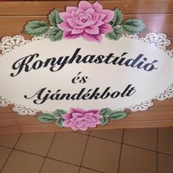 Konyhastúdió És Ajándékbolt Bánhegyiné Buglyó Éva