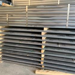 Globe Metal 2000 Kft