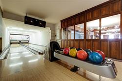 Gambrinus Étterem, Bowling És Grill