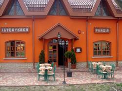 Platán Panzió Játékterem És Music Pub