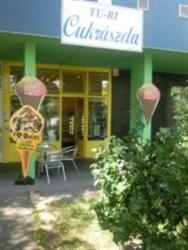 Tu-Ri Cukraszda