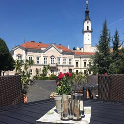 Café Piazza Kávéház és étterem