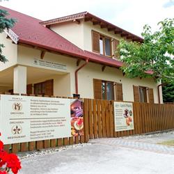 Family Panzió És Apartmanházak