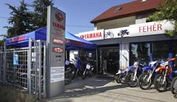 Yamaha Fehér 2000