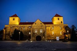 Thury-vár