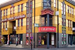 Talento Gépjárművezető-Képző Magániskola - Arany Corvin Üzletház