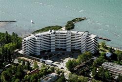 Club 218 Apartmanház