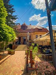 Three River's Pub
